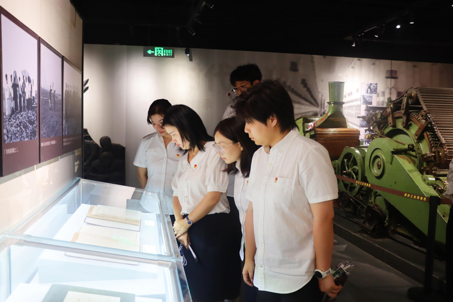 咸阳产投集团开展“弘扬梦桃精神 激励担当作为”主题党日活动